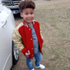 Meet your Posher, Courtney